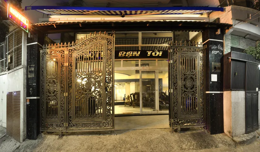 Myfriend Hotel - Image 1