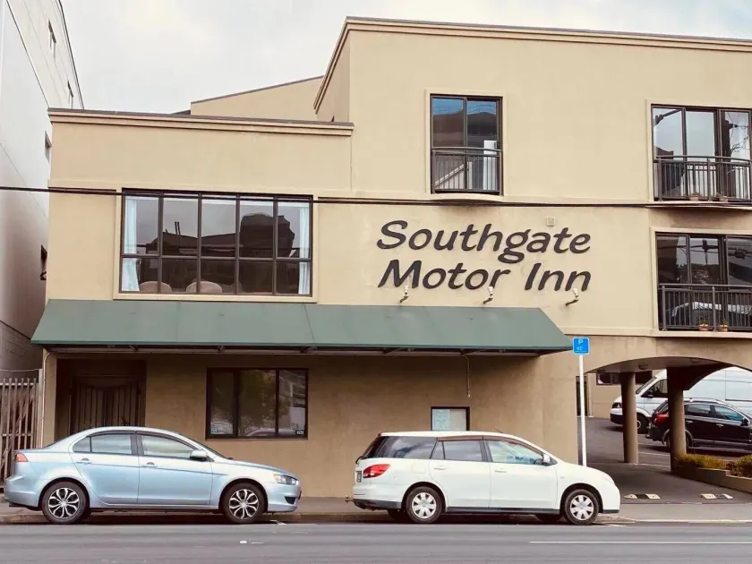 Southgate Motor Inn - Image 1