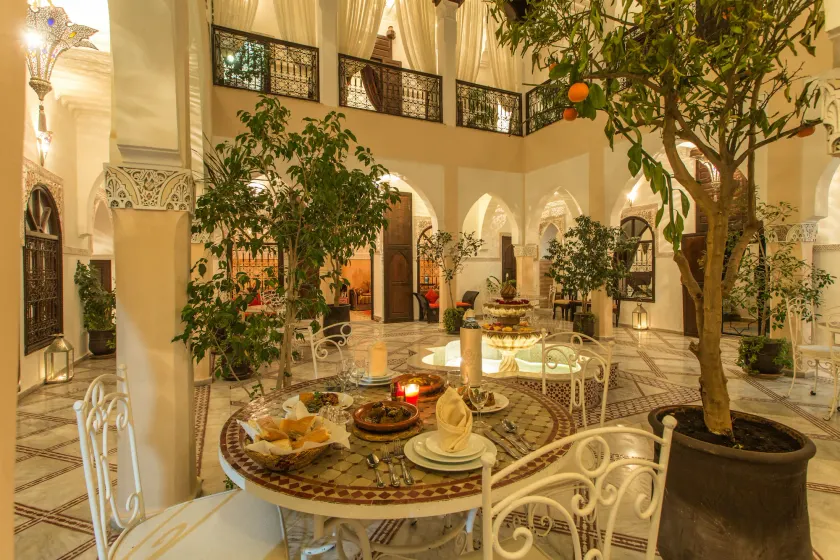 Riad Nasreen - Image 1