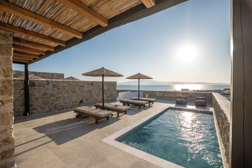 Lithia Exclusive Villas & Suites - Image 1