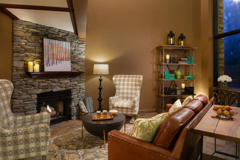 Meadowbrook Inn - Image 1