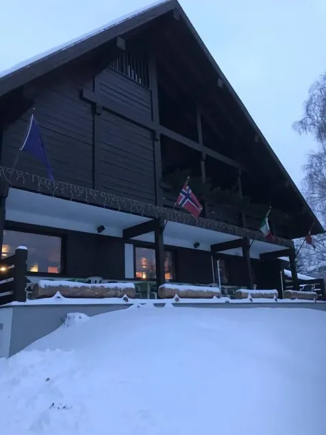 Hotel Panorama - Image 1