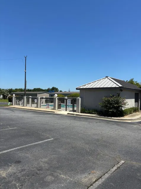 Clarion Pointe - Image 1
