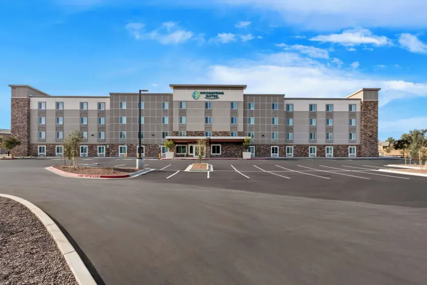 WoodSpring Suites Gilbert - Mesa Gateway Airport - Image 1