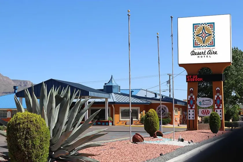 The Classic Desert Aire Hotel - Image 1