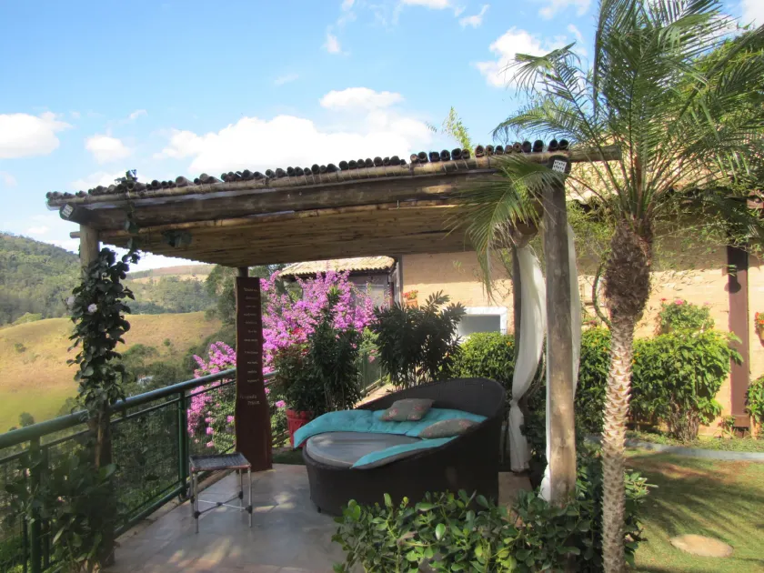 Hotel Pousada Shangri-la - Image 1