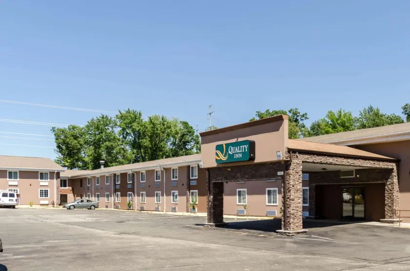 Quality Inn Chicopee-Springfield - Image 1