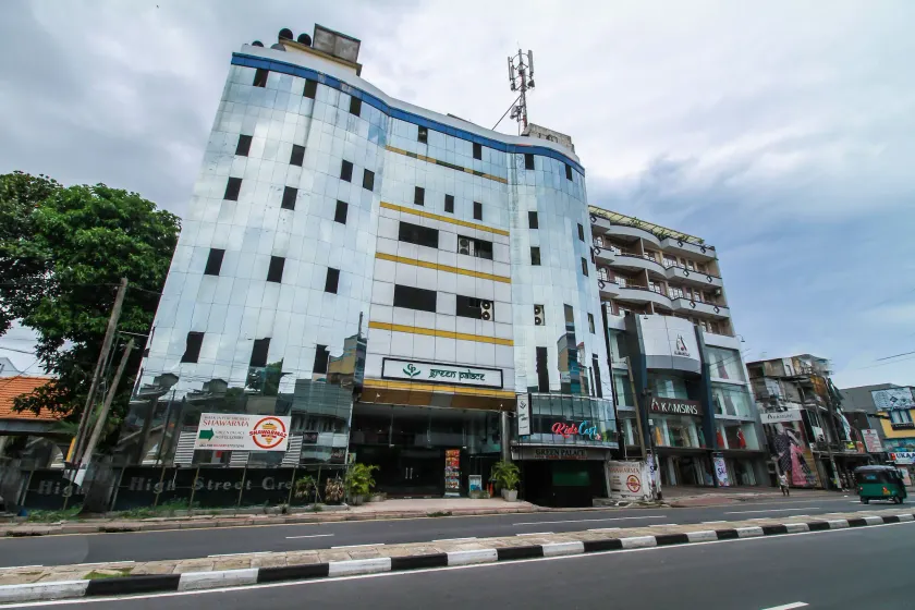 Green Palace Colombo - Image 1