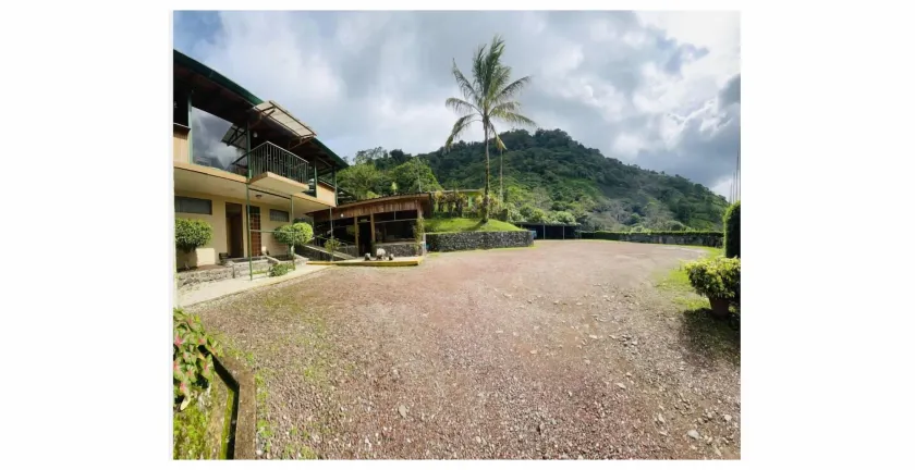 Hotel Tapanti Media - Image 1