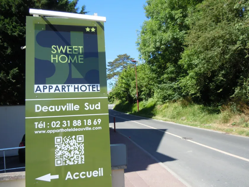 Sweet Home Appart'Hôtel Deauville Sud - Image 1