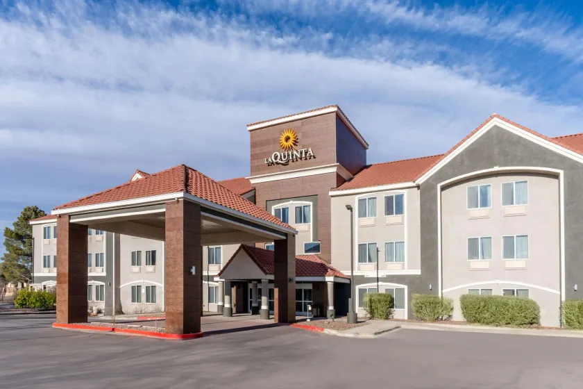 La Quinta by Wyndham Roswell - Image 1