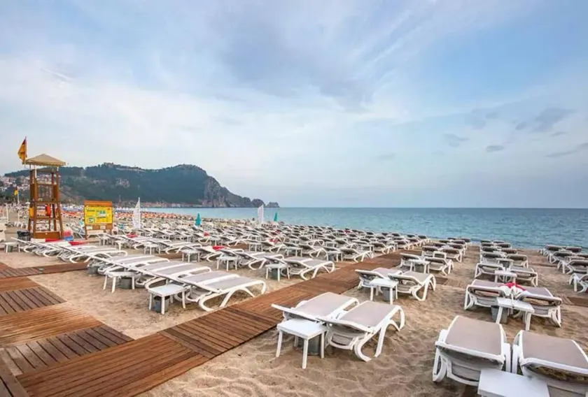 Xperia Saray Beach Hotel - Image 1