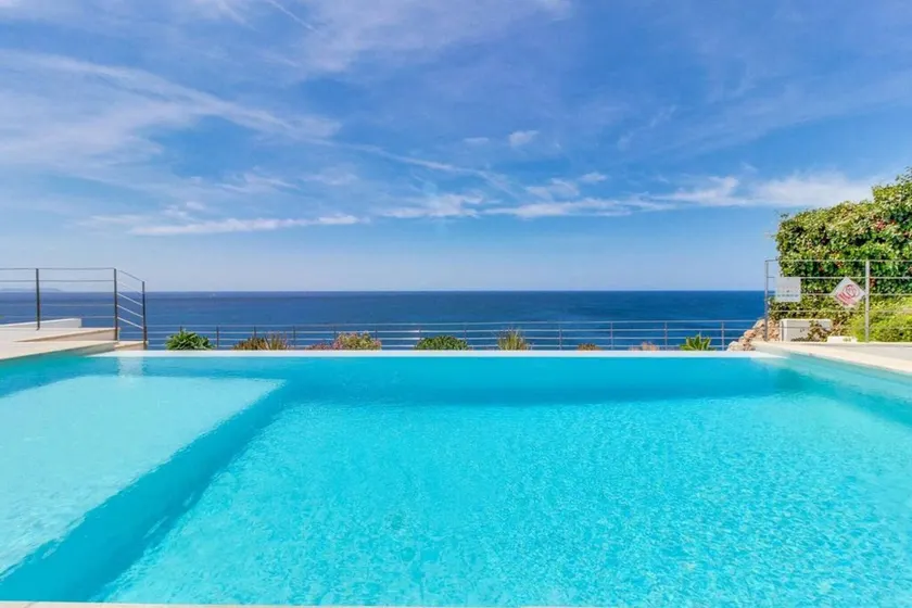 Excellent Seafront Villa in Cala Pi - Image 1