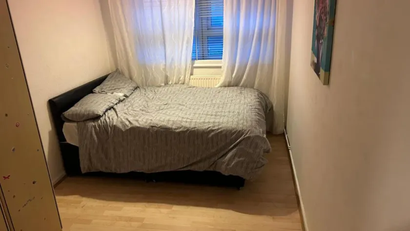 Room in Apartment - Normanton - Budget Double Room - Image 1