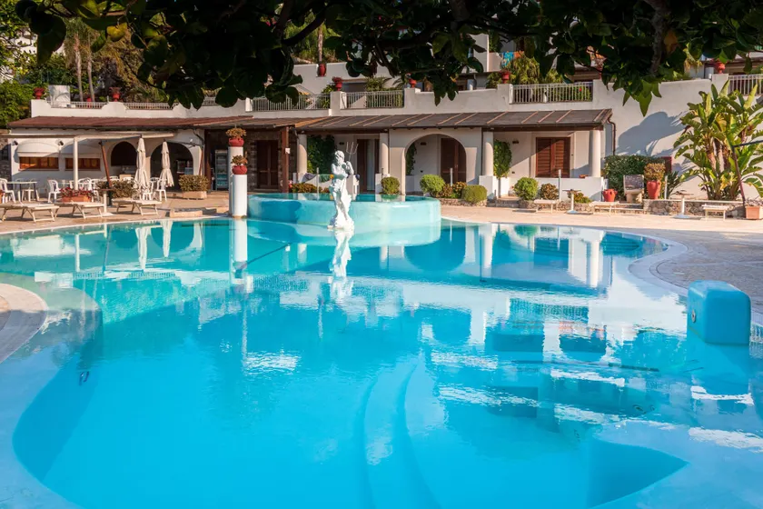 Hotel Tritone Lipari - Image 1