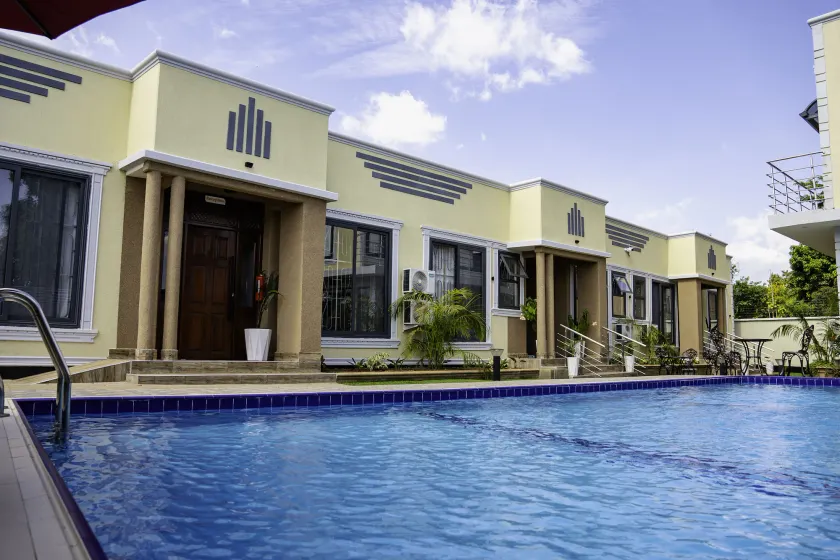 Primeland Hotel - Image 1
