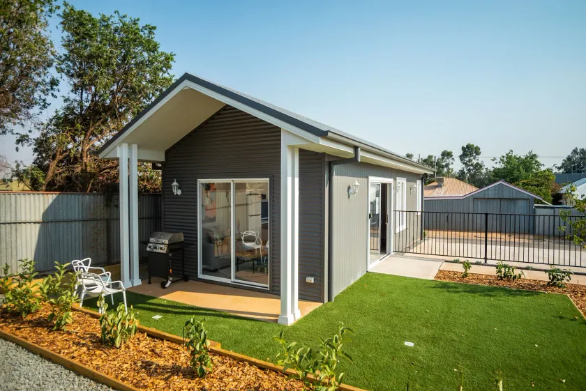 Kirsten Accommodation Parkes - Image 1