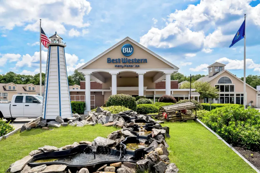 Best Western Merry Manor Inn - Image 1