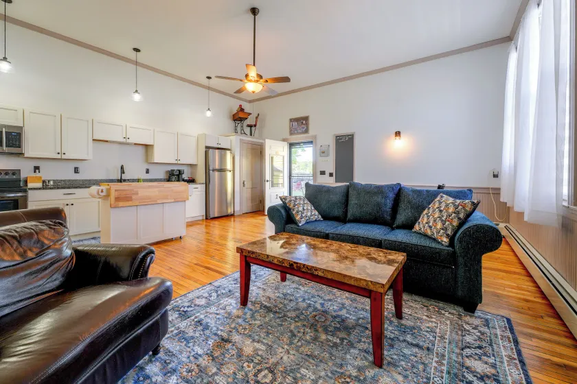 Near Bates & Bowdoin Colleges + Local Nature Park! - Image 1