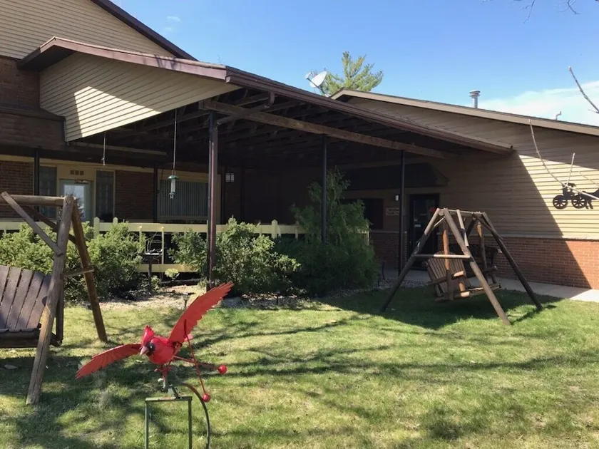 Country Lodge Inn - Image 1