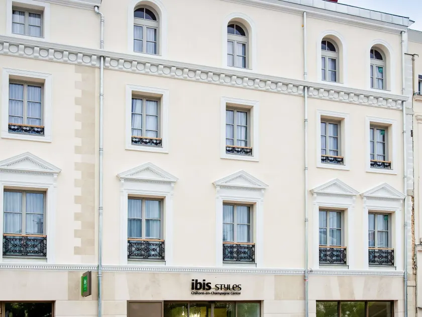 ibis Styles Chalons en Champagne Centre - Image 1