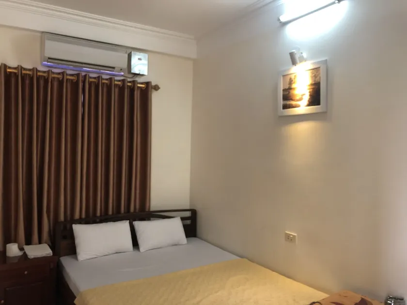 V A Motel - Image 1