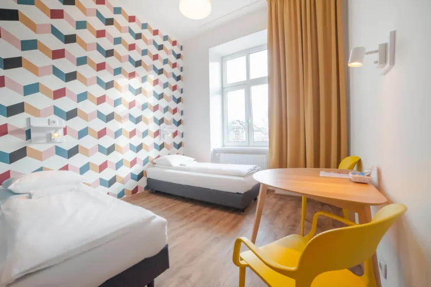 Atlantis Hostel - Image 1