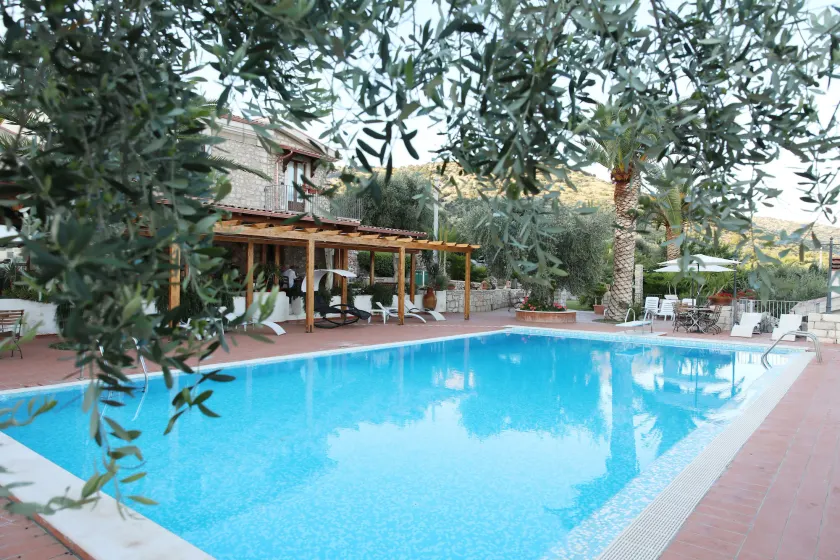 Le Cese - Image 1