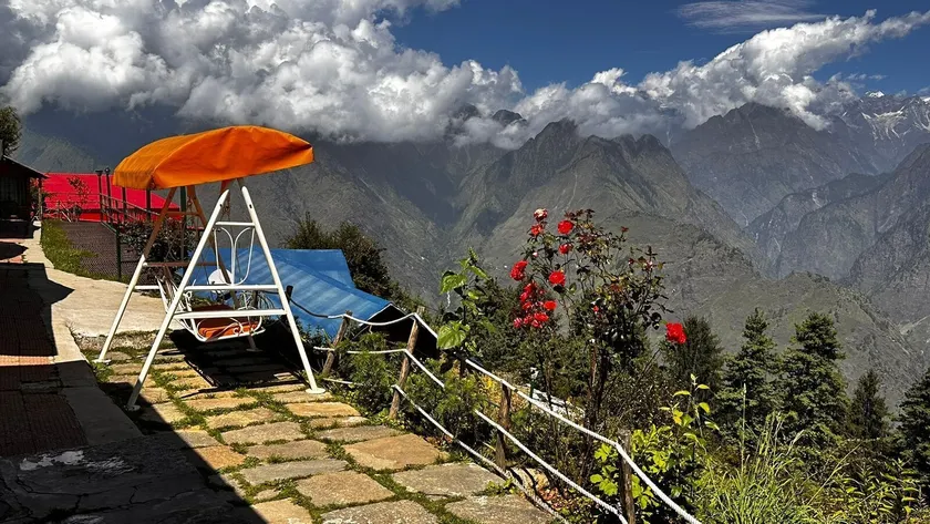 Blue Poppy Resort - Image 1