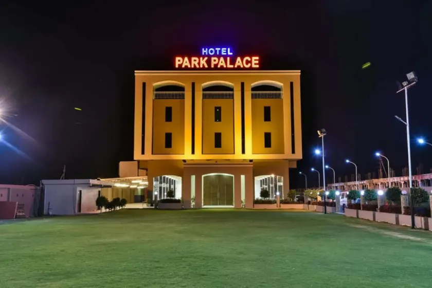 Hotel Park Palace - Image 1