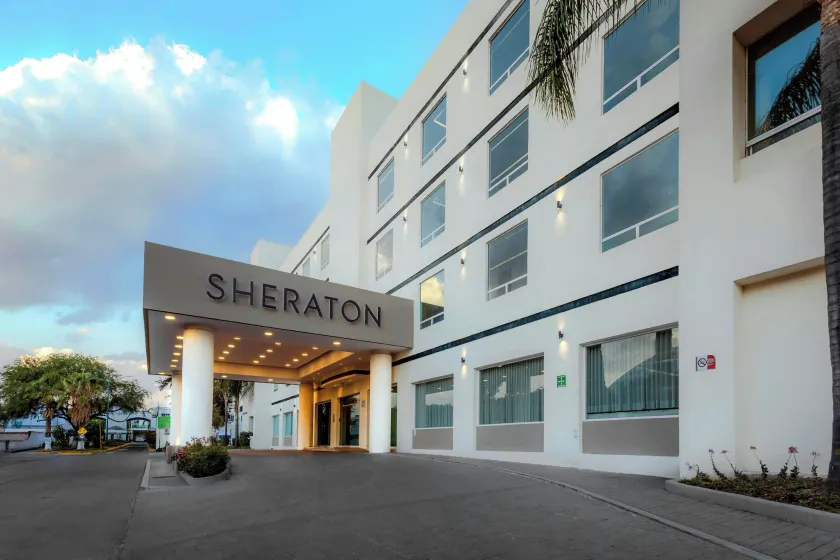 Sheraton Leon - Image 1