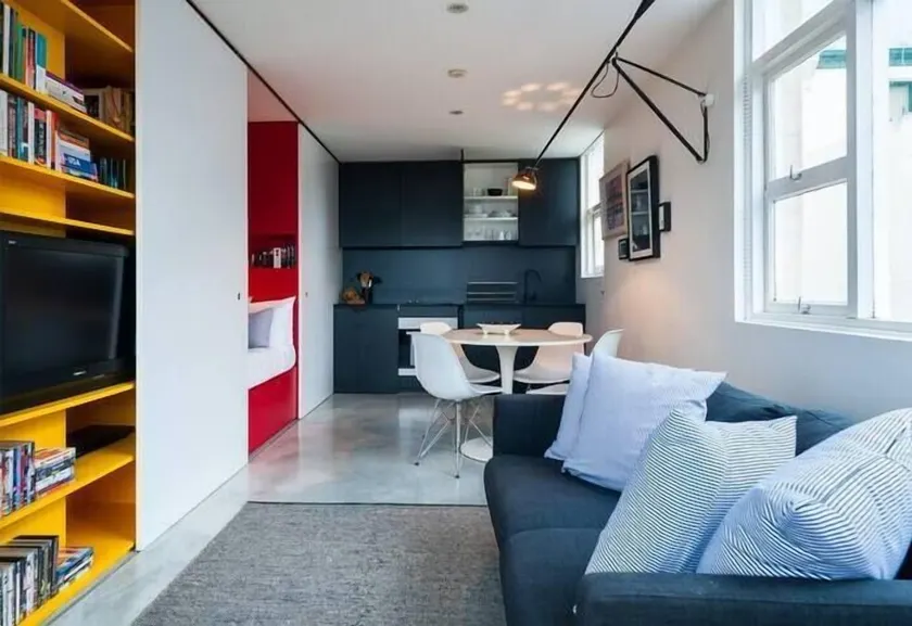 Designer Pad with a View - Image 1