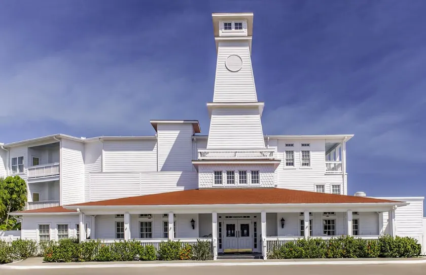 Lighthouse Inn at Aransas Bay - Image 1