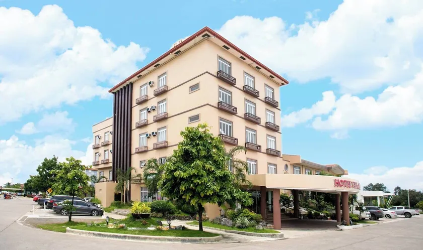 Hotel Veronica - Image 1