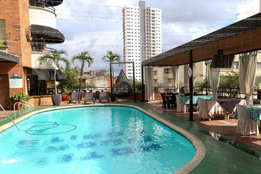 Hotel Ciudad Bonita - Image 1