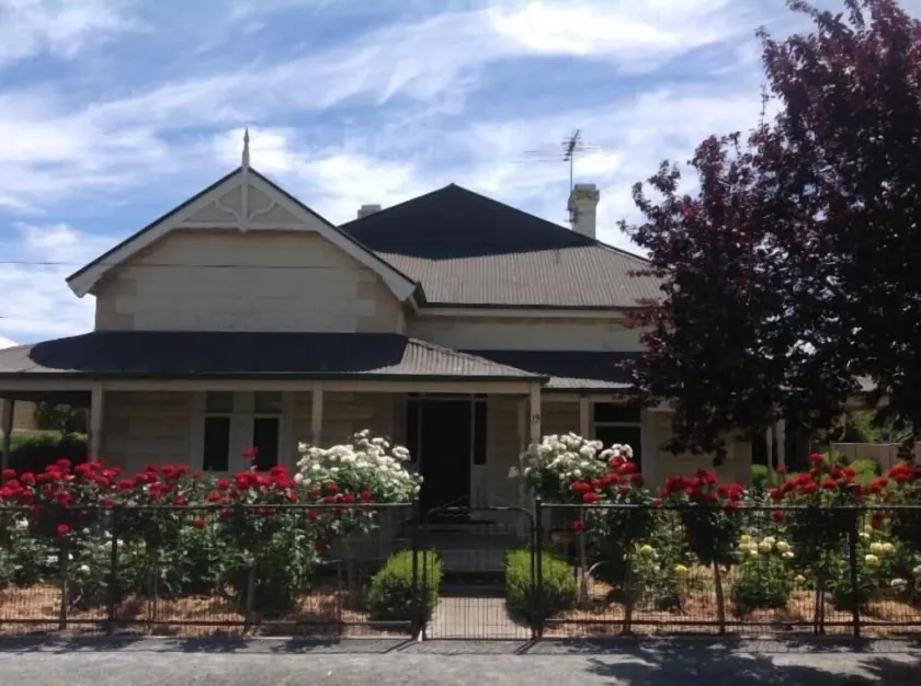Tin House in Tanunda - Image 1