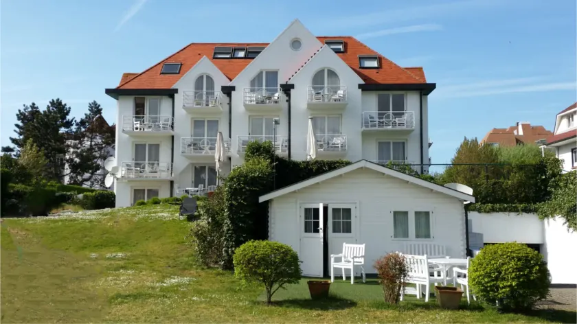 Hotel Approach - Image 1