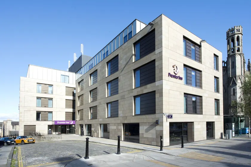 Premier Inn Edinburgh Cc York Place/St James Quarter - Image 1