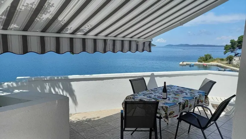 Appartement situé directement sur la mer, avec une vue imprenable et vue sur la mer - Image 1