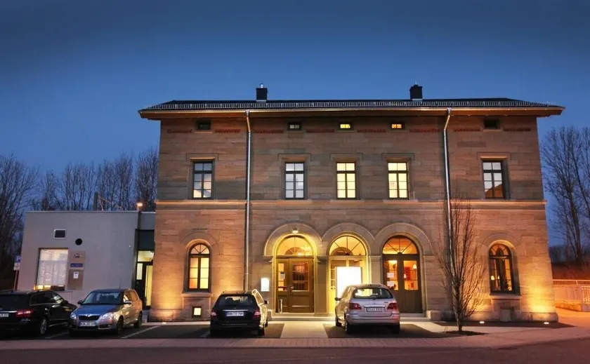 Bahnhof Busch - Image 1