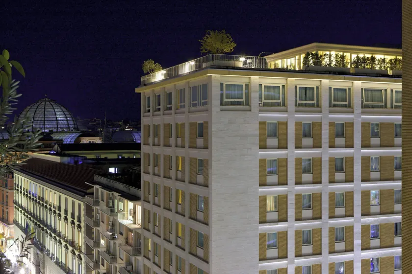 Renaissance Naples Hotel Mediterraneo - Image 1