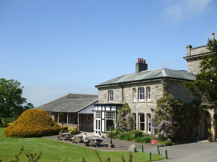 Hundith Hill Hotel - Image 1