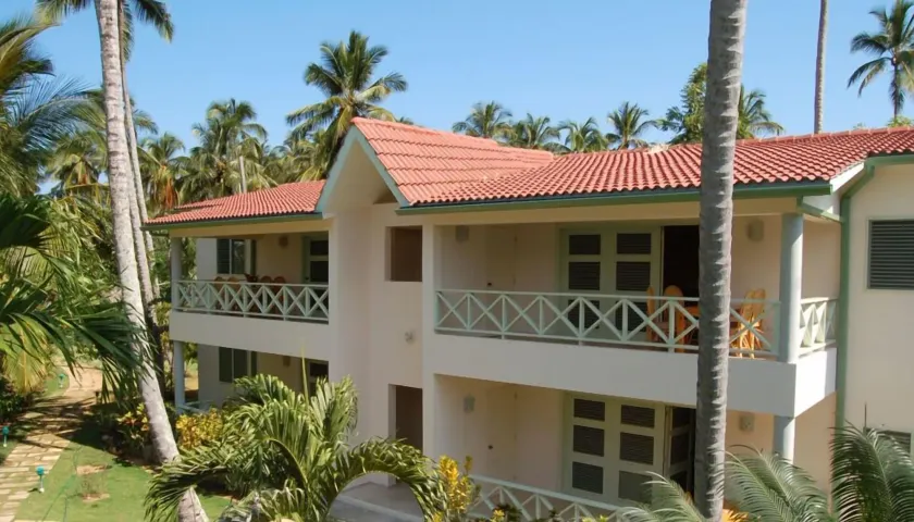 Oasis Hotel Las Terrenas - Image 1