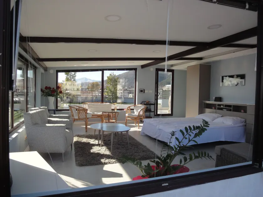 Joan Apartments & Spa - Image 1
