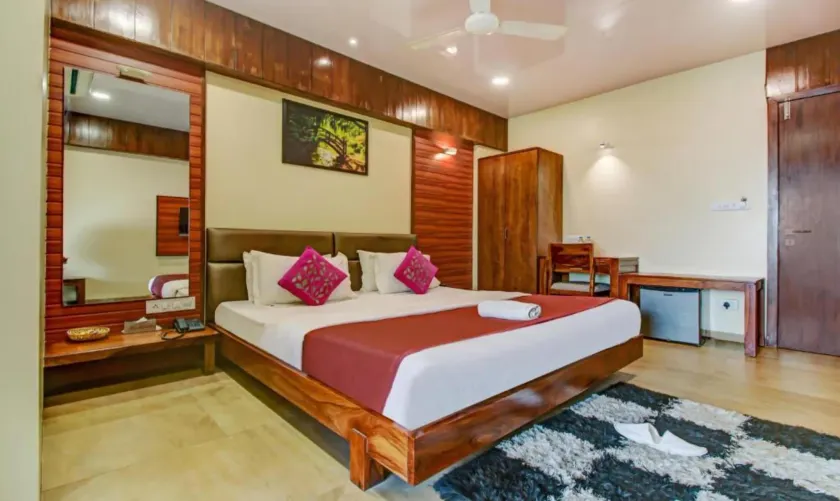 Hotel Shree Daan - Image 1