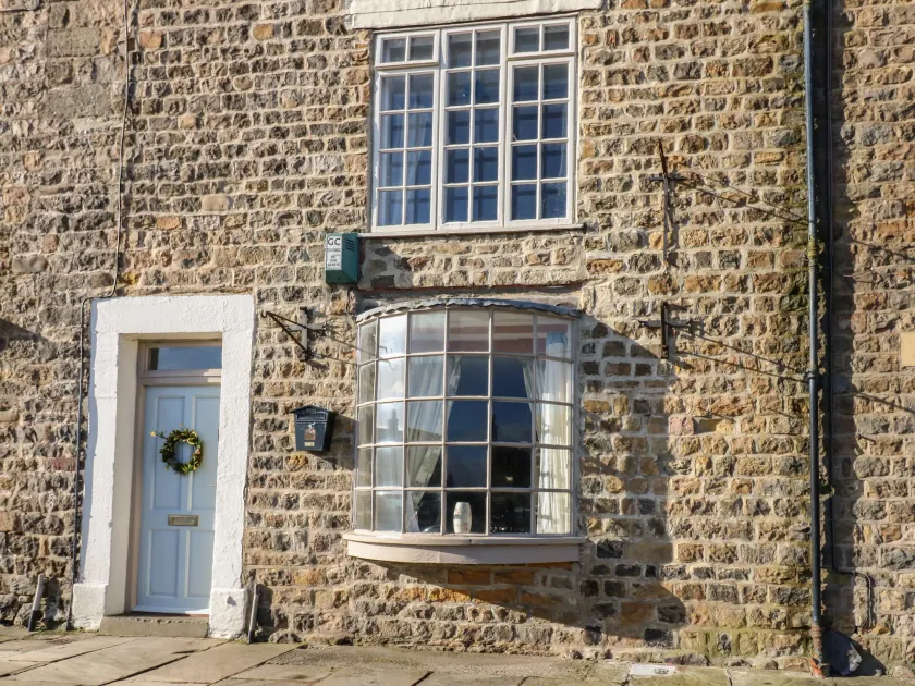8 Market Place - Image 1
