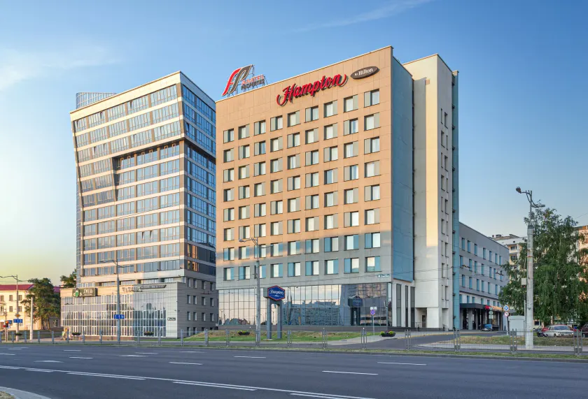 Hampton by Hilton Minsk City Centre - Image 1