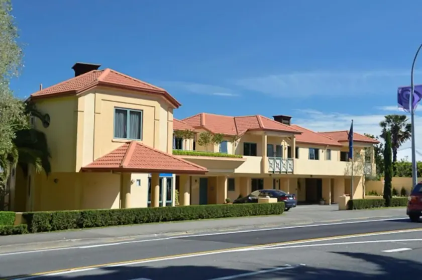 Tuscany Gardens Motor Lodge - Image 1