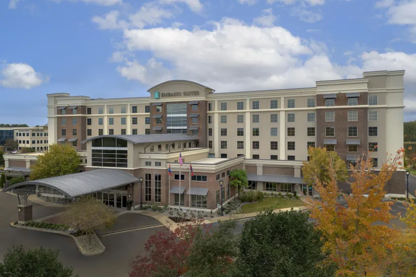 Embassy Suites by Hilton Jackson North Ridgeland - Image 1
