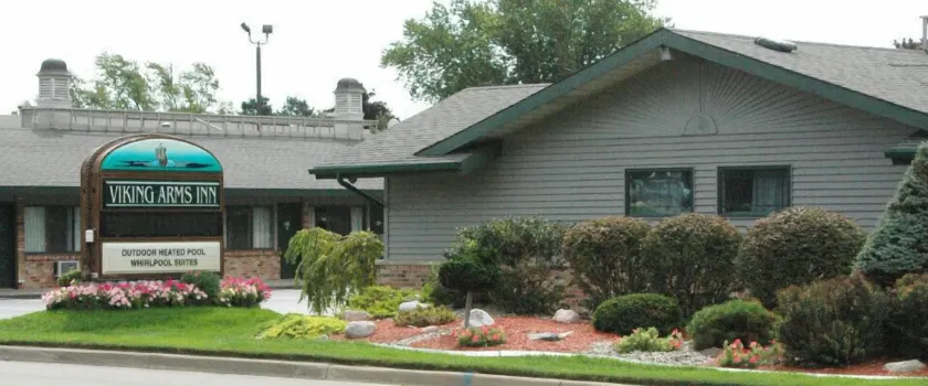 Viking Arms Inn - Ludington - Image 1